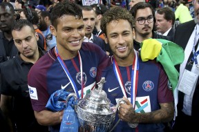 欧博在线入口 -清晨法国杯焦点战；上海久事遗憾出局；赛场秩序良好；更衣室氛围转暖 